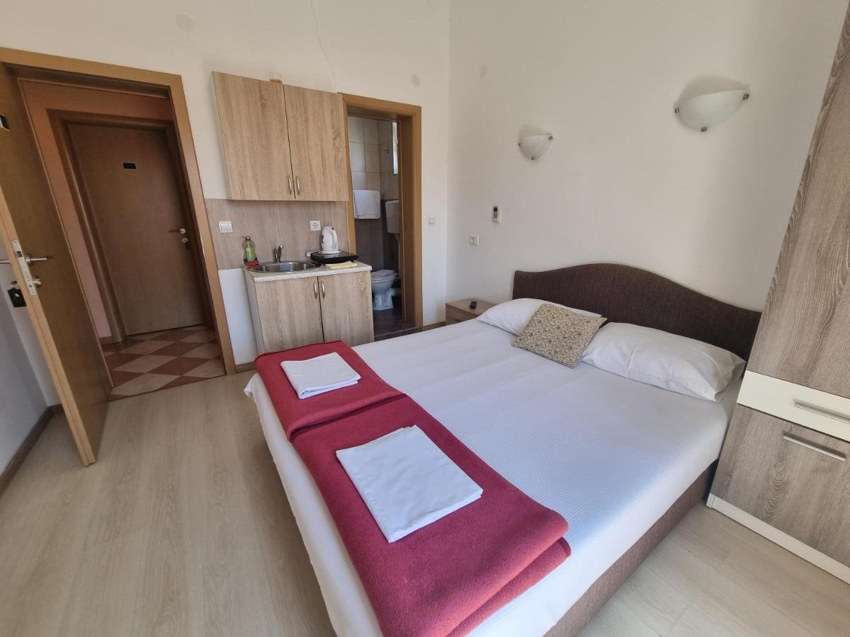 Guest House Damjana Budva Værelse billede