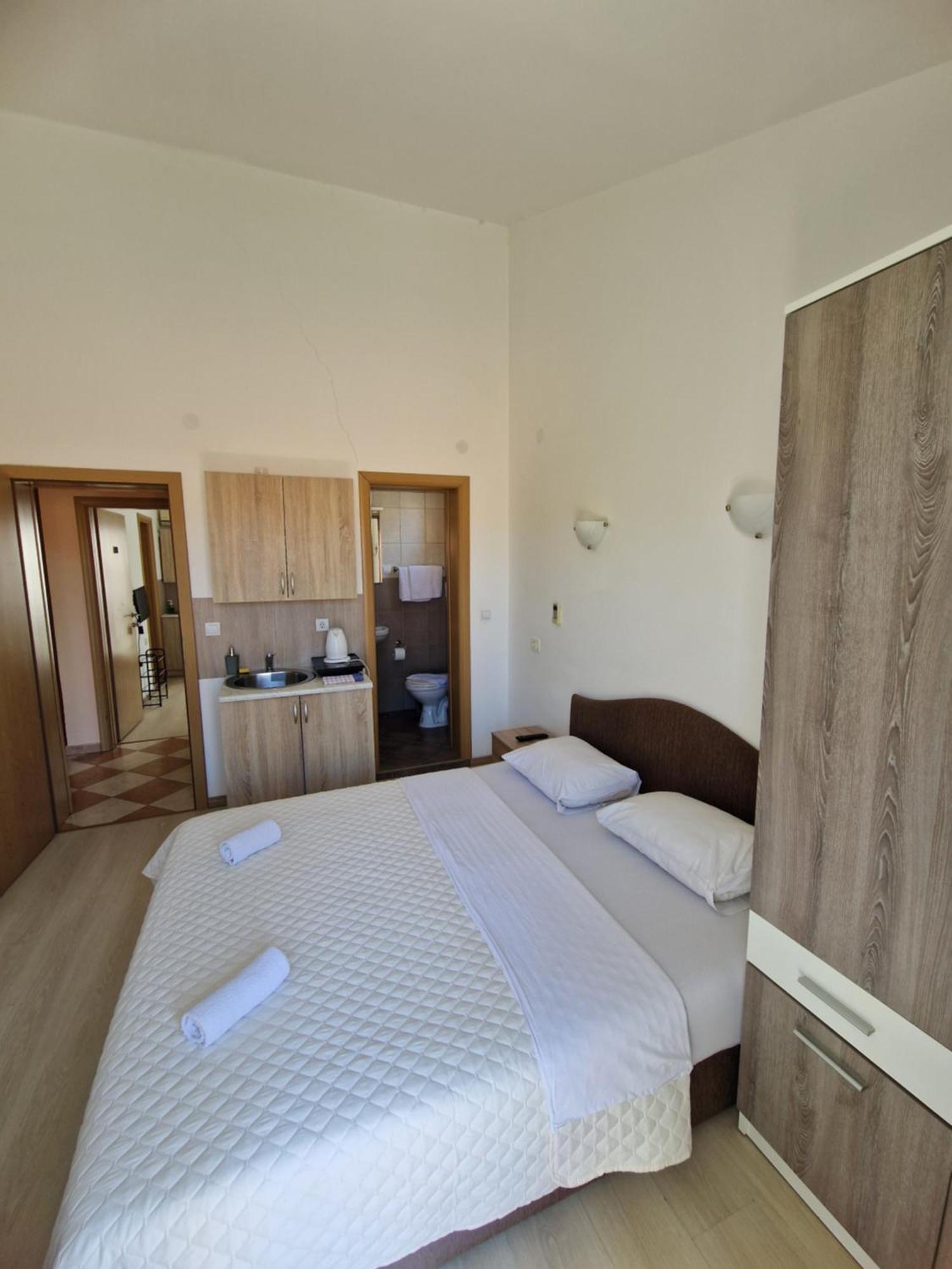 Guest House Damjana Budva Eksteriør billede