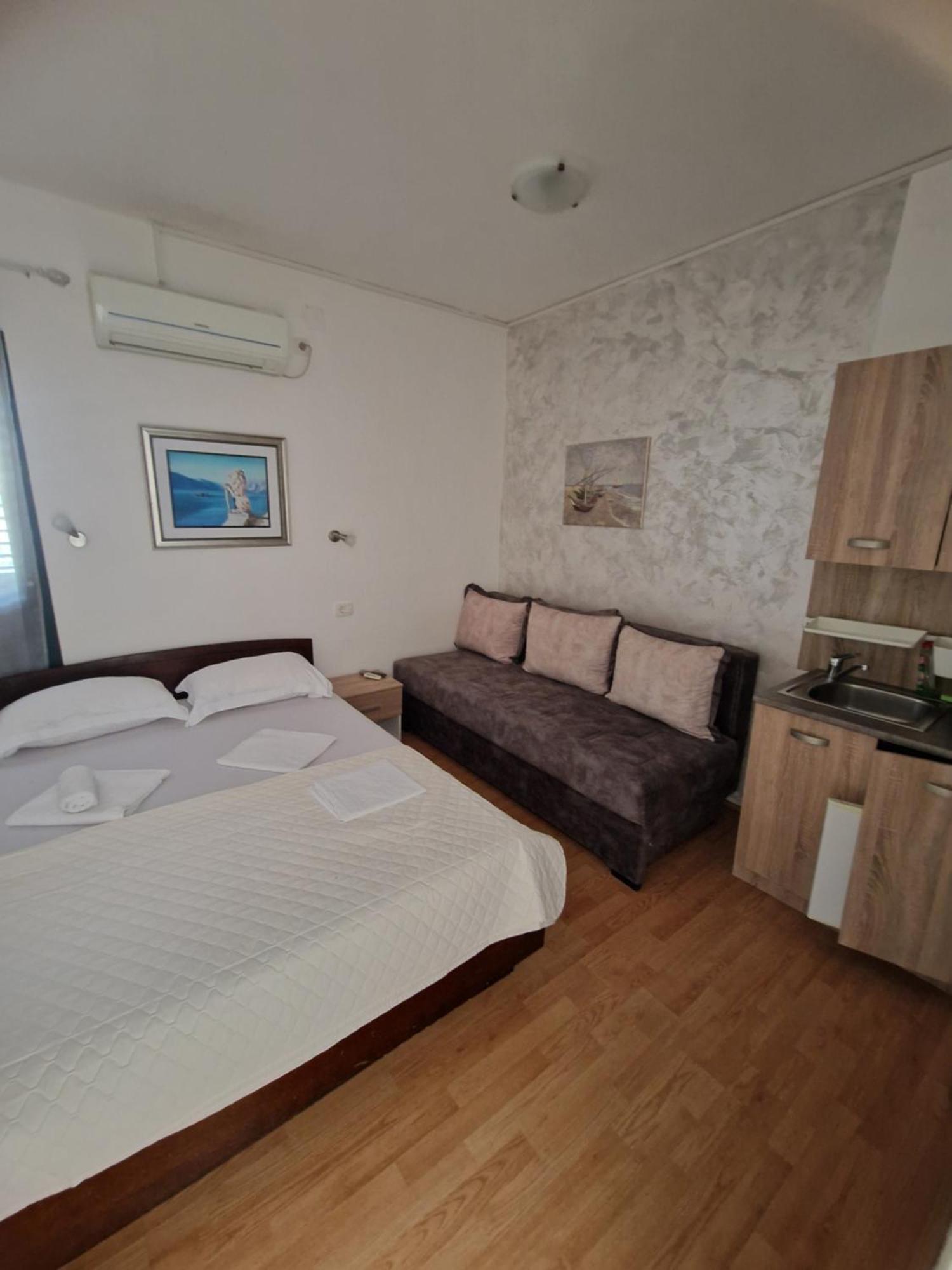 Guest House Damjana Budva Eksteriør billede