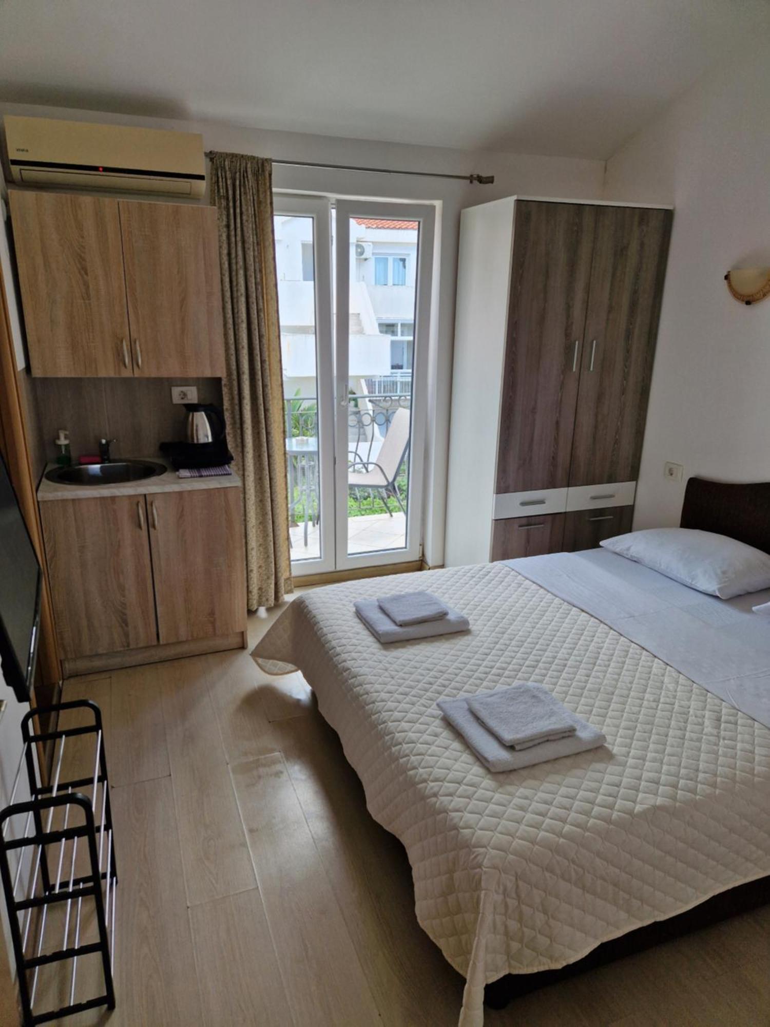 Guest House Damjana Budva Eksteriør billede
