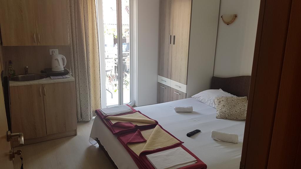 Guest House Damjana Budva Eksteriør billede